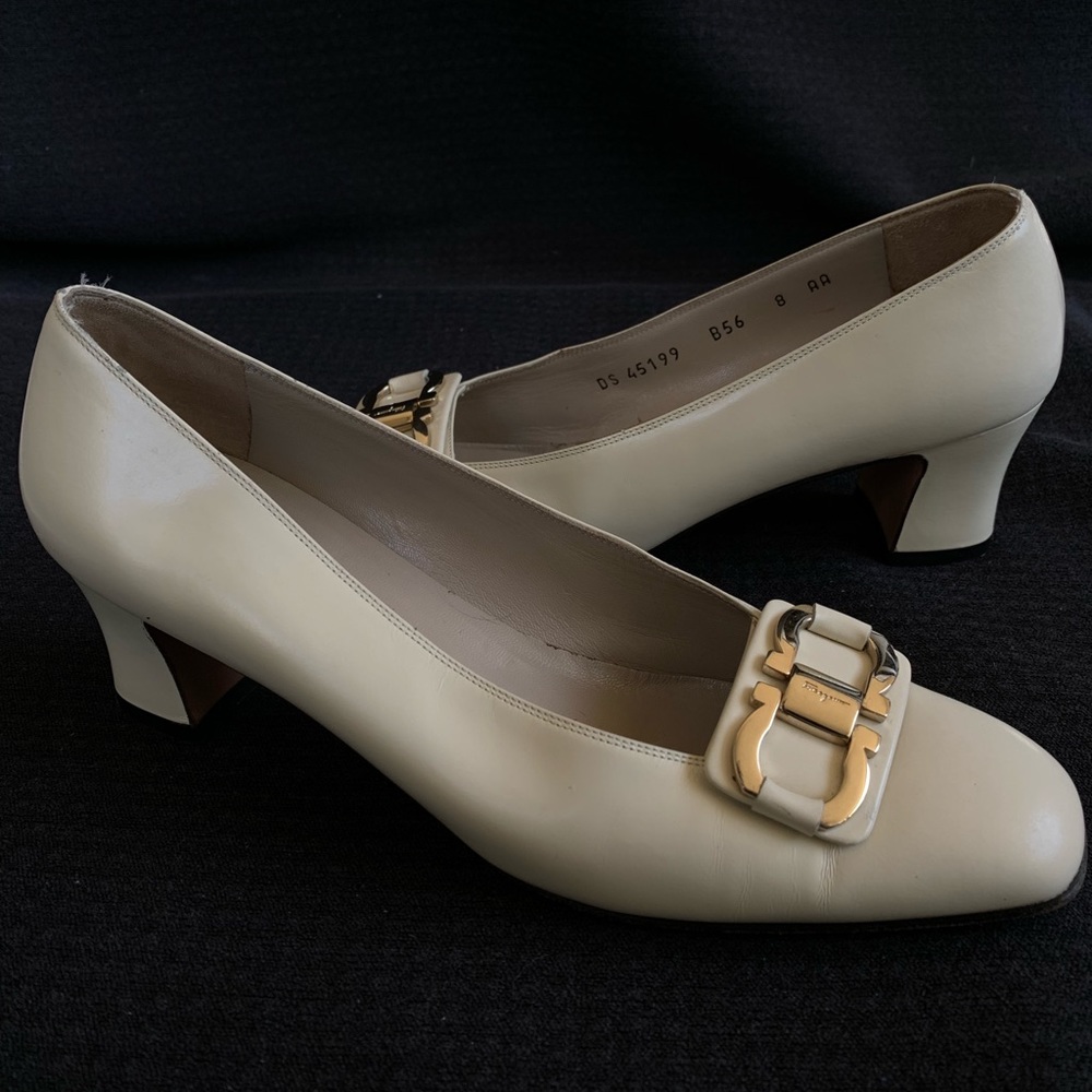 Salvatore Ferragamo cream heel